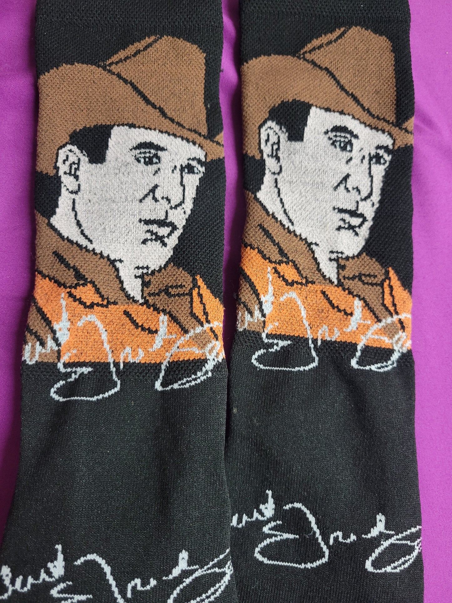 Valentin elizalde socks