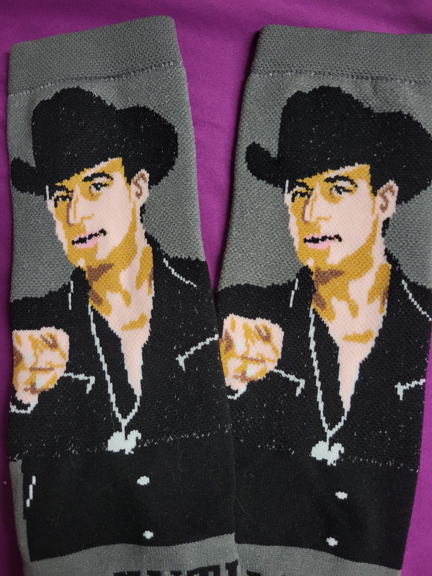 Valentin elizalde socks