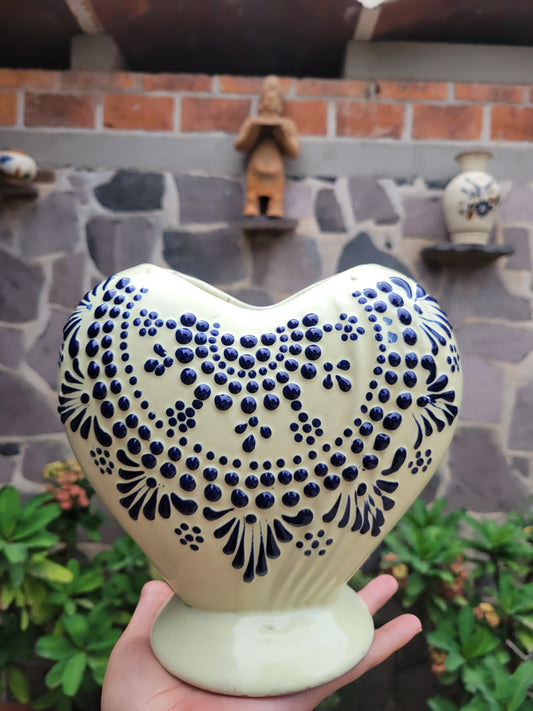 Florero de talavera (PREORDERS ONLY)