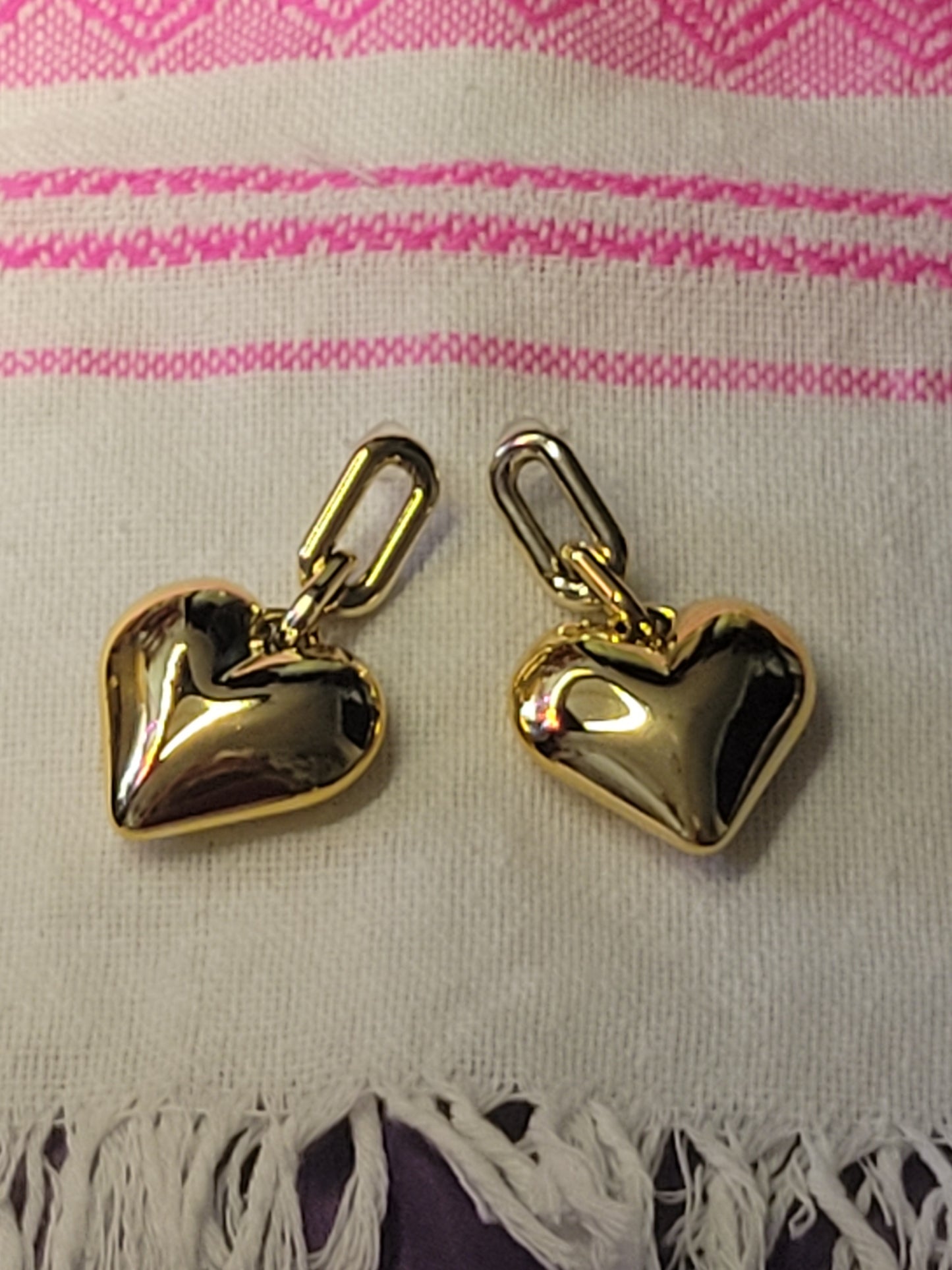 Big heart aretes