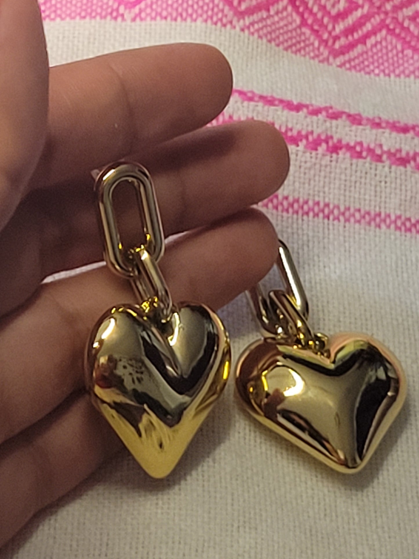 Big heart aretes