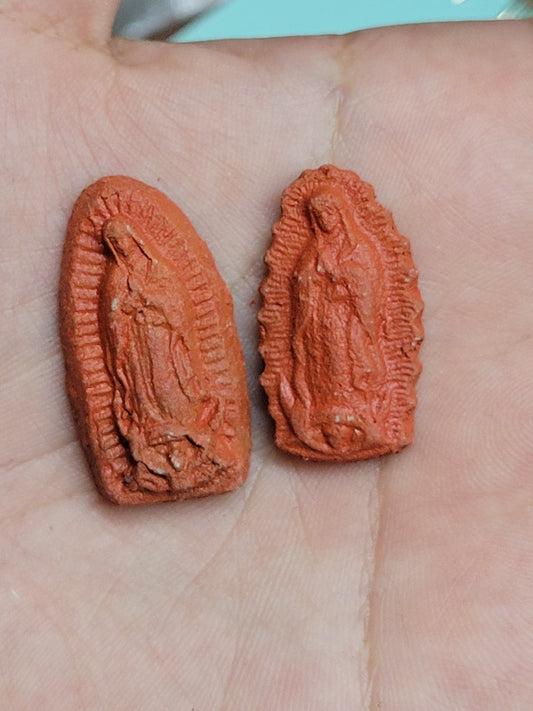 Mini Virgencita de barro