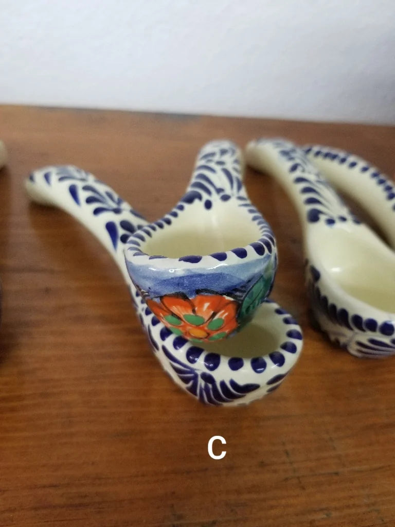 Talavera cucharas